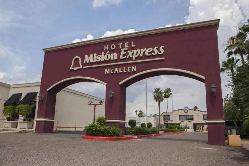 Clarion Inn Near Mcallen Airport Exterior photo