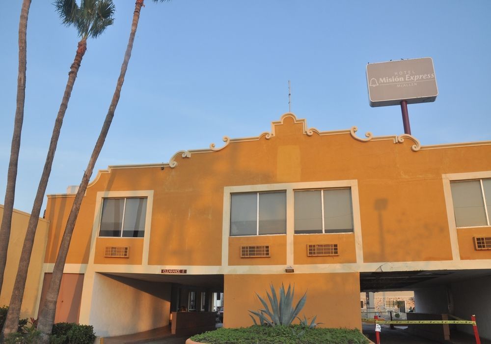 Clarion Inn Near Mcallen Airport Exterior photo